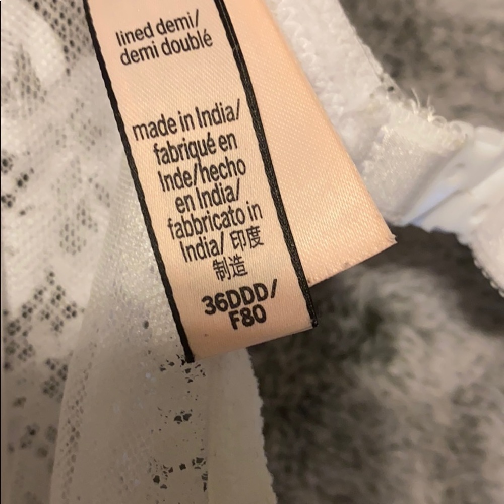 Does not fit me. Too big. Brand new! - Picture 2 of 8